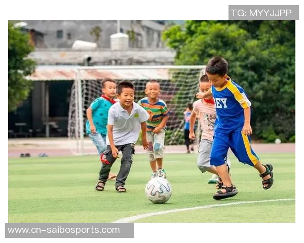 踢足球还有哪些乐趣和收获让我们在运动中不断成长和享受快乐